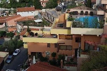 تاورمينا B&B Villa Barone