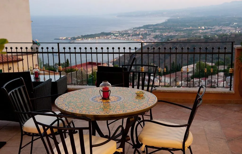 تاورمينا B&B Villa Barone