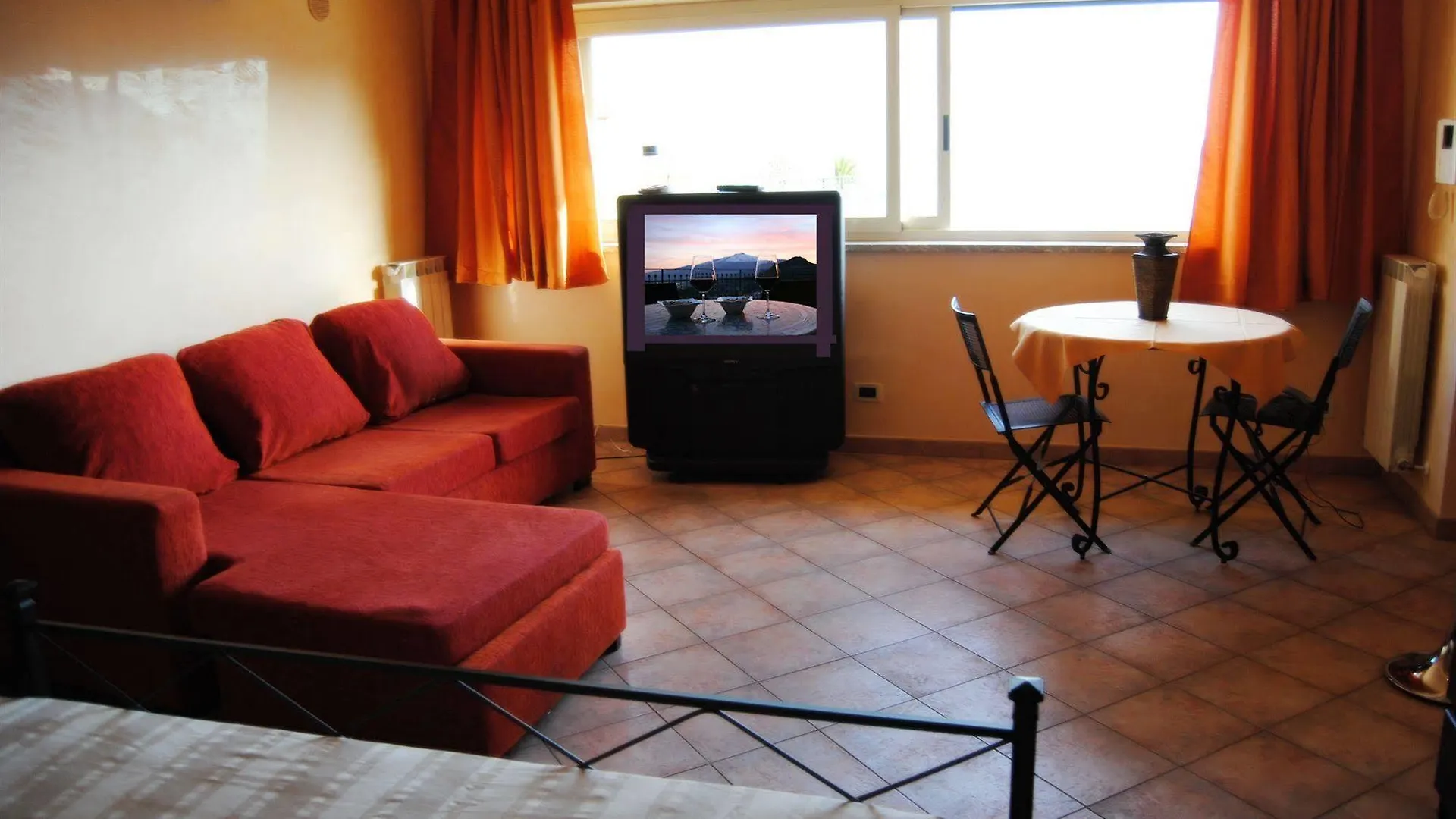 فندق مبيت وإفطار تاورمينا B&B Villa Barone