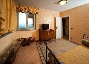 تاورمينا B&B Villa Barone فندق مبيت وإفطار