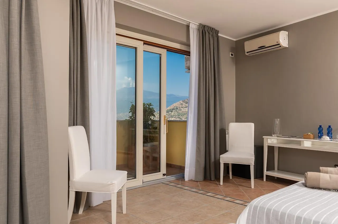 تاورمينا B&B Villa Barone